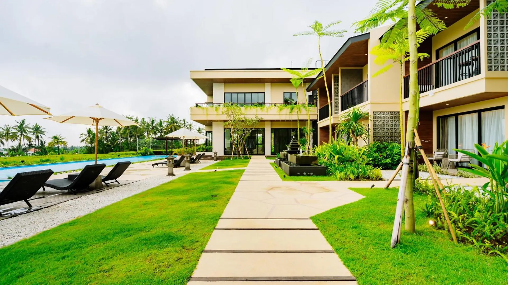 Big Dragon Villas Ubud 4*,  Indonesia